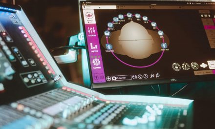 Alissa White-Gluz alege KLANG pentru separație vocală impecabilă