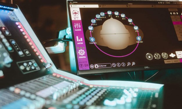 Alissa White-Gluz alege KLANG pentru separație vocală impecabilă